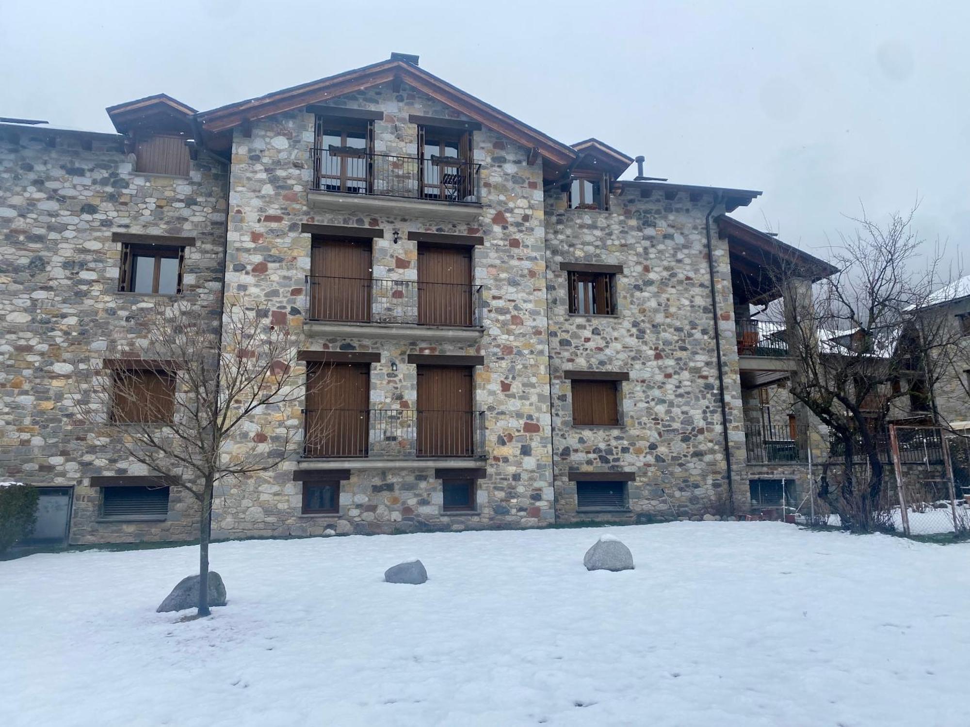 Apartamento Balcon Del Esera 维拉诺瓦 外观 照片